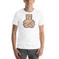Vit t-shirt med en tecknad hårig pung på bröstet
